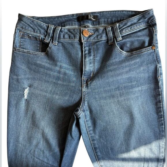 1822 Denim Distressed Blue Ankle Jeans Women’s Size 12 - Picture 5 of 12